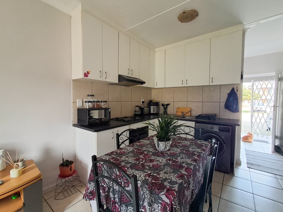 To Let 2 Bedroom Property for Rent in Kraaifontein East Western Cape
